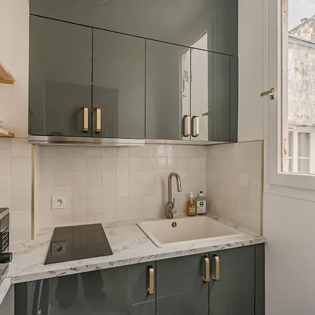 Cozy 1bd Near Eiffel Tower With Lift 7 * Parijs